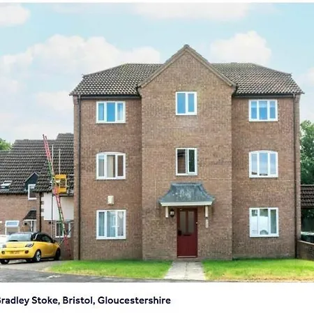 One Bedroom Flat And Spare Bed Apartment *