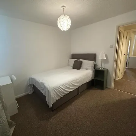 One Bedroom Flat And Spare Bed Lägenhet *